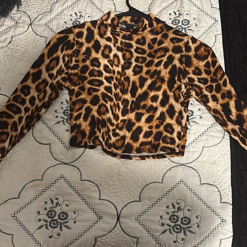 Forever 21 Brown Leopard Print Top